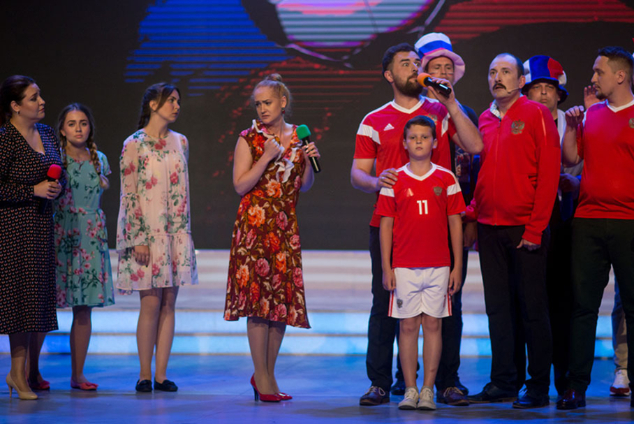 КВН 2018. «Будем дружить семьями», Москва. «Голосящий КиВиН 2018» в Светлогорске.