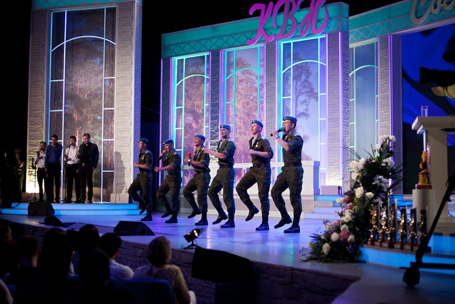 КВН 2018. «Умные люди», ВДВ, РВВДКУ,Рязань. «Голосящий КиВиН 2018» в Светлогорске.