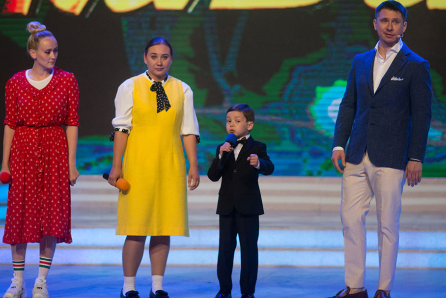 КВН 2018. «Раисы», Иркутск. «Голосящий КиВиН 2018» в Светлогорске.