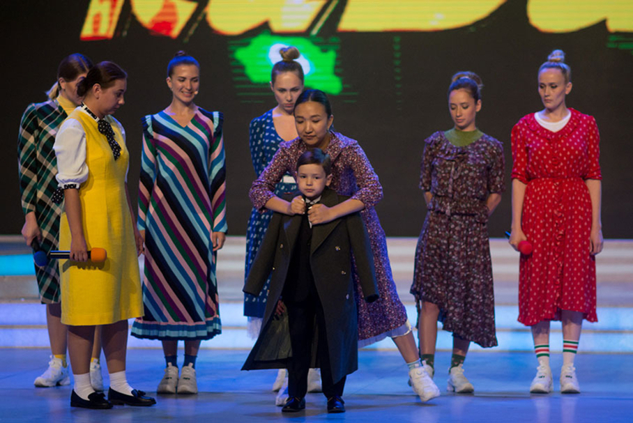 КВН 2018. «Раисы», Иркутск. «Голосящий КиВиН 2018» в Светлогорске.