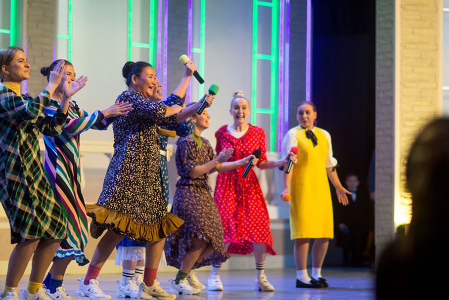 КВН 2018. «Раисы», Иркутск. «Голосящий КиВиН 2018» в Светлогорске.