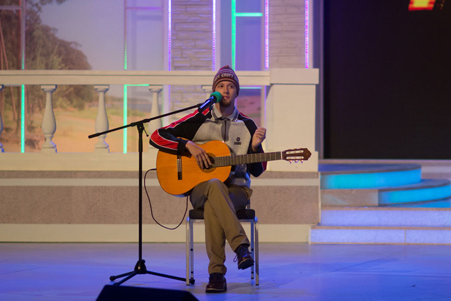 КВН 2018. «Так-то», Красноярск. «Голосящий КиВиН 2018» в Светлогорске.