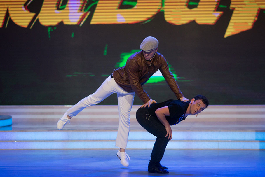 КВН 2018. Сборная Большого московского государственного цирка. «Голосящий КиВиН 2018» в Светлогорске.