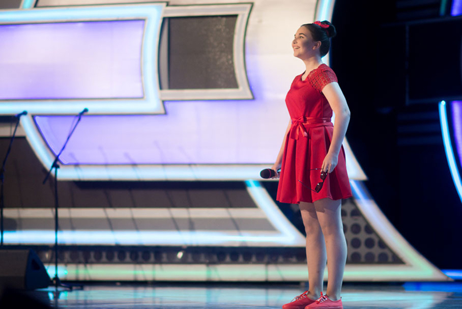 КВН 2018. «Красная фурия», Ярославль. Первая 1/2 финала Премьер-лиги. Приветствие.