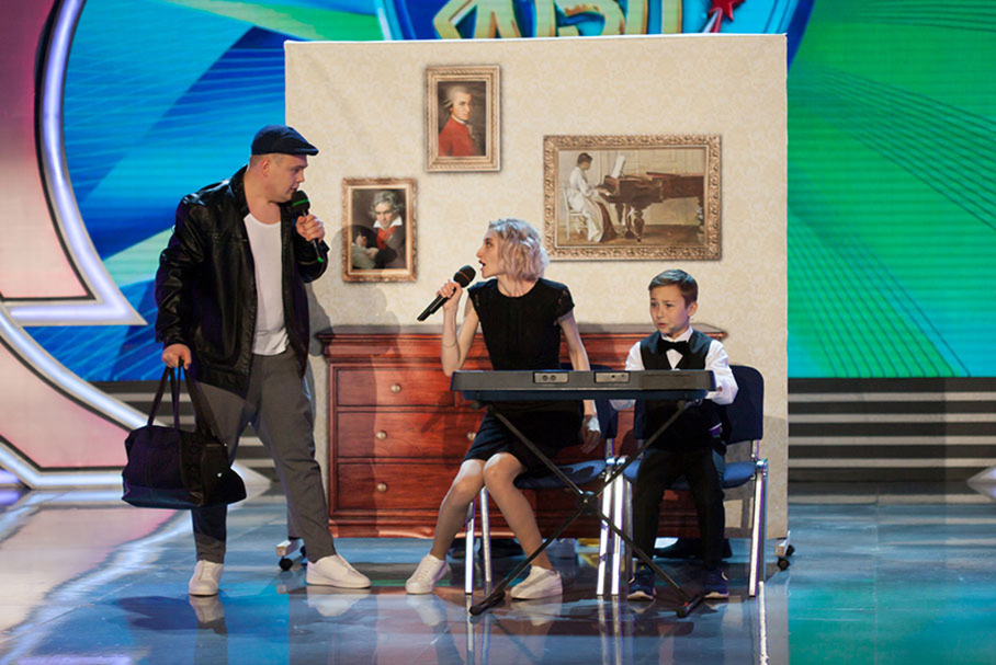 КВН 2018. «Шурочка», Семибратово. Первая 1/2 финала Премьер-лиги. Приветствие.