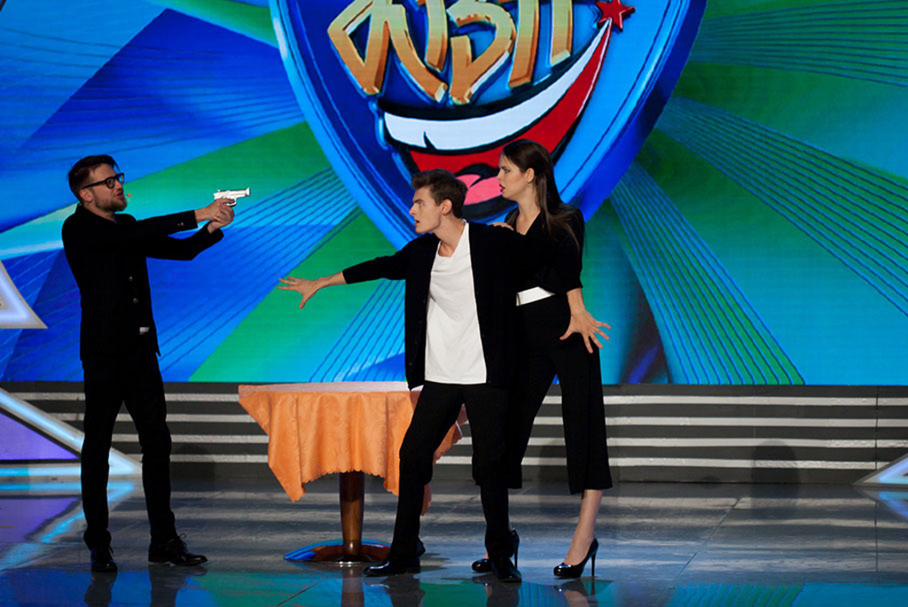 КВН 2018. «Актеры», Санкт-Петербург. Финал Премьер-лиги. Приветствие.