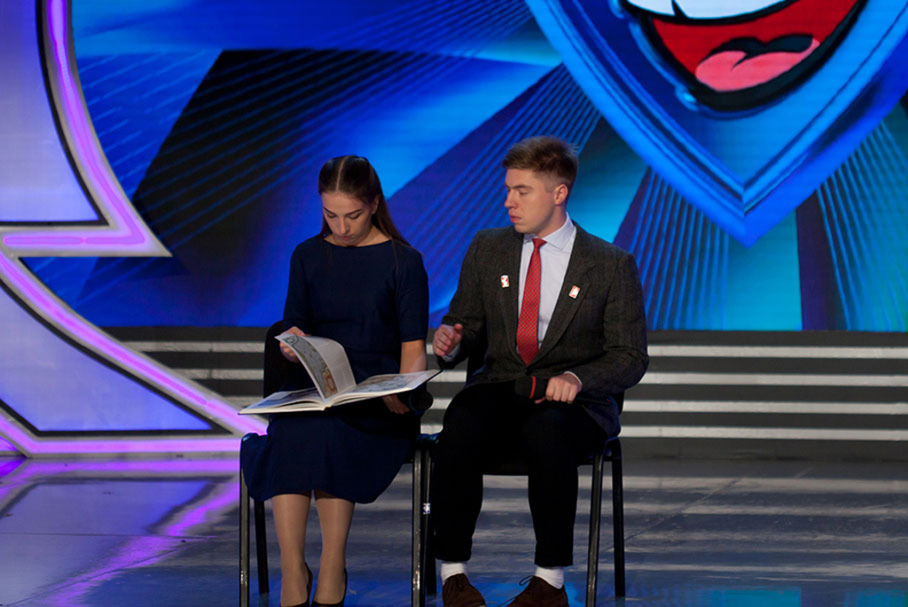 КВН 2018. «Электрошок», Санкт-Петербург. Финал Премьер-лиги. Приветствие.