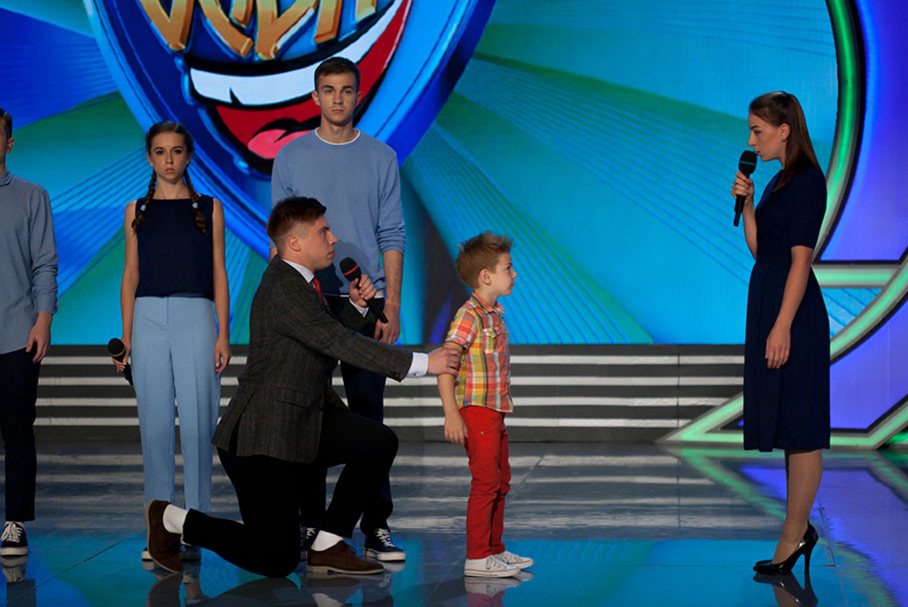 КВН 2018. «Электрошок», Санкт-Петербург. Финал Премьер-лиги. Приветствие.