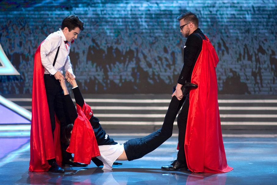 КВН 2018. «Актеры», Санкт-Петербург. Вторая 1/2 финала Премьер-лиги. Приветствие.