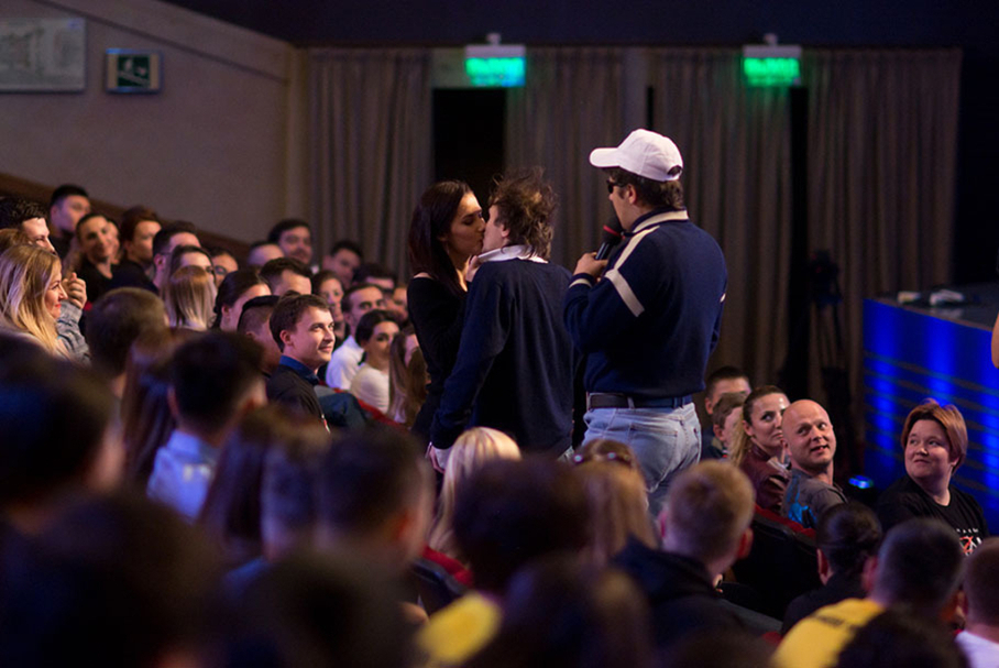 КВН 2018. «Михаил Дудиков», СКФУ, Ставрополь. Вторая 1/2 финала Премьер-лиги. Приветствие.