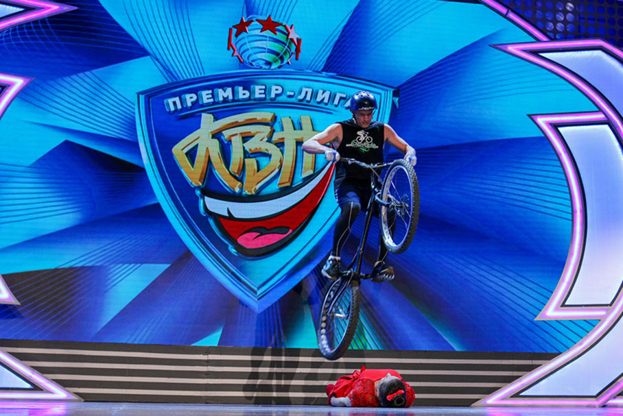 КВН 2018. «Красная фурия», Ярославль. Первая 1/4 финала Премьер-лиги. Приветствие.