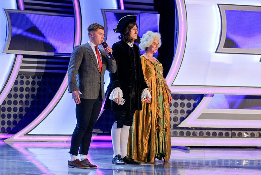 КВН 2018. «Электрошок», Санкт-Петербург. Первая 1/4 финала Премьер-лиги. Приветствие.