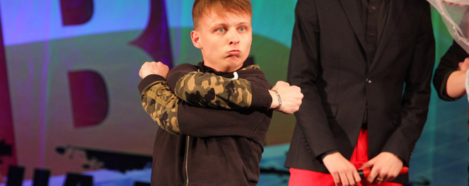 ​Полицейские и Дональд Даг, рэп грузчиков и стендап от курицы