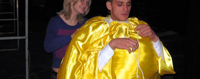 «Ищи теперь сама, плачь, сходи с ума...» О реквизиторах