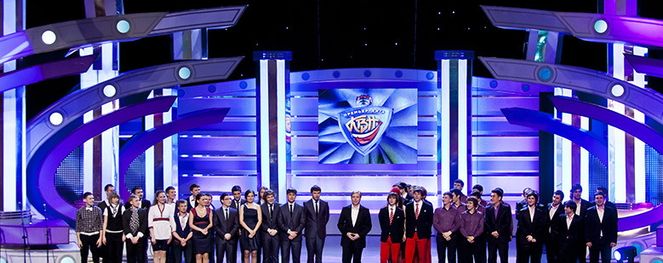 Первый четвертьфинал Премьер-лиги КВН. Онлайн-репортаж